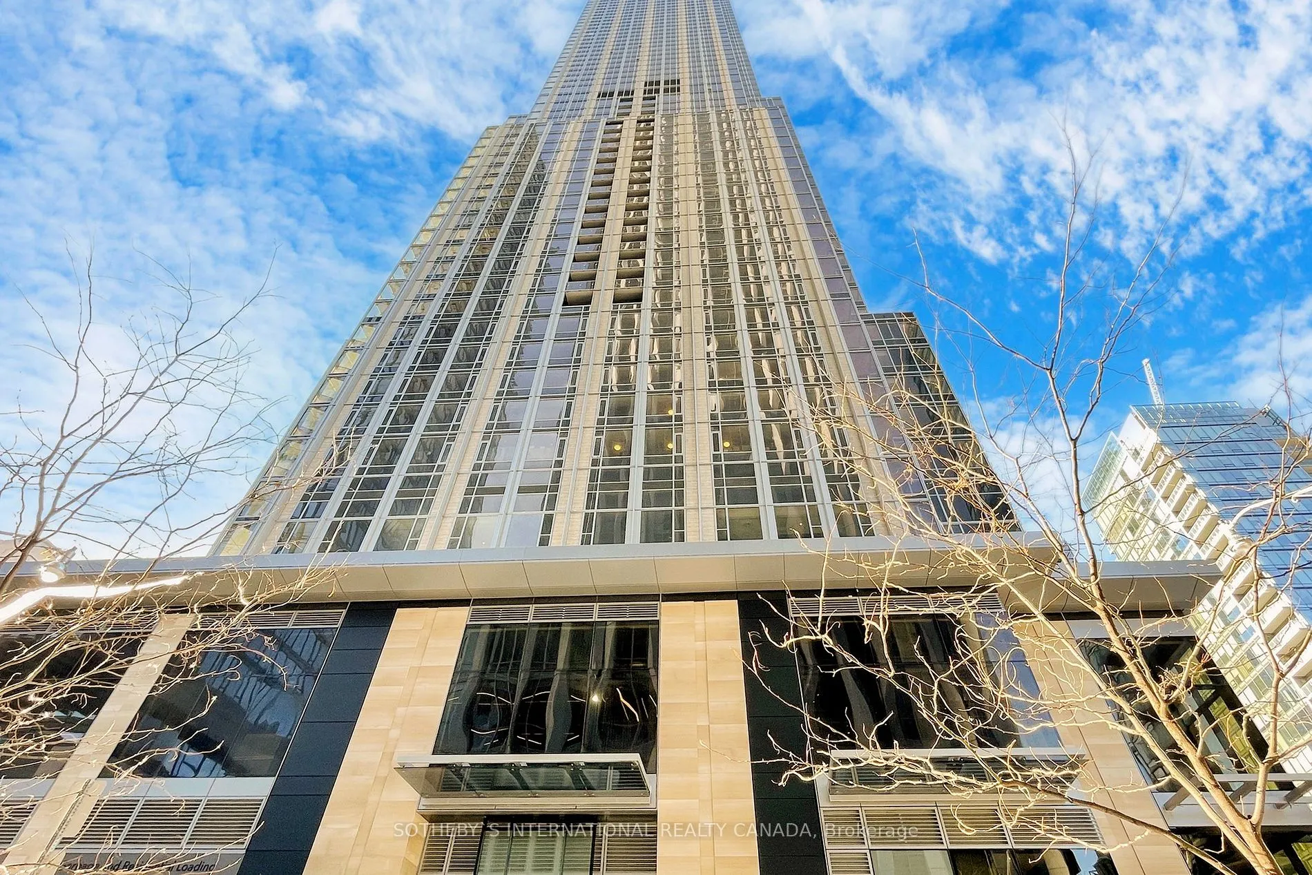11 Yorkville Ave, #1010