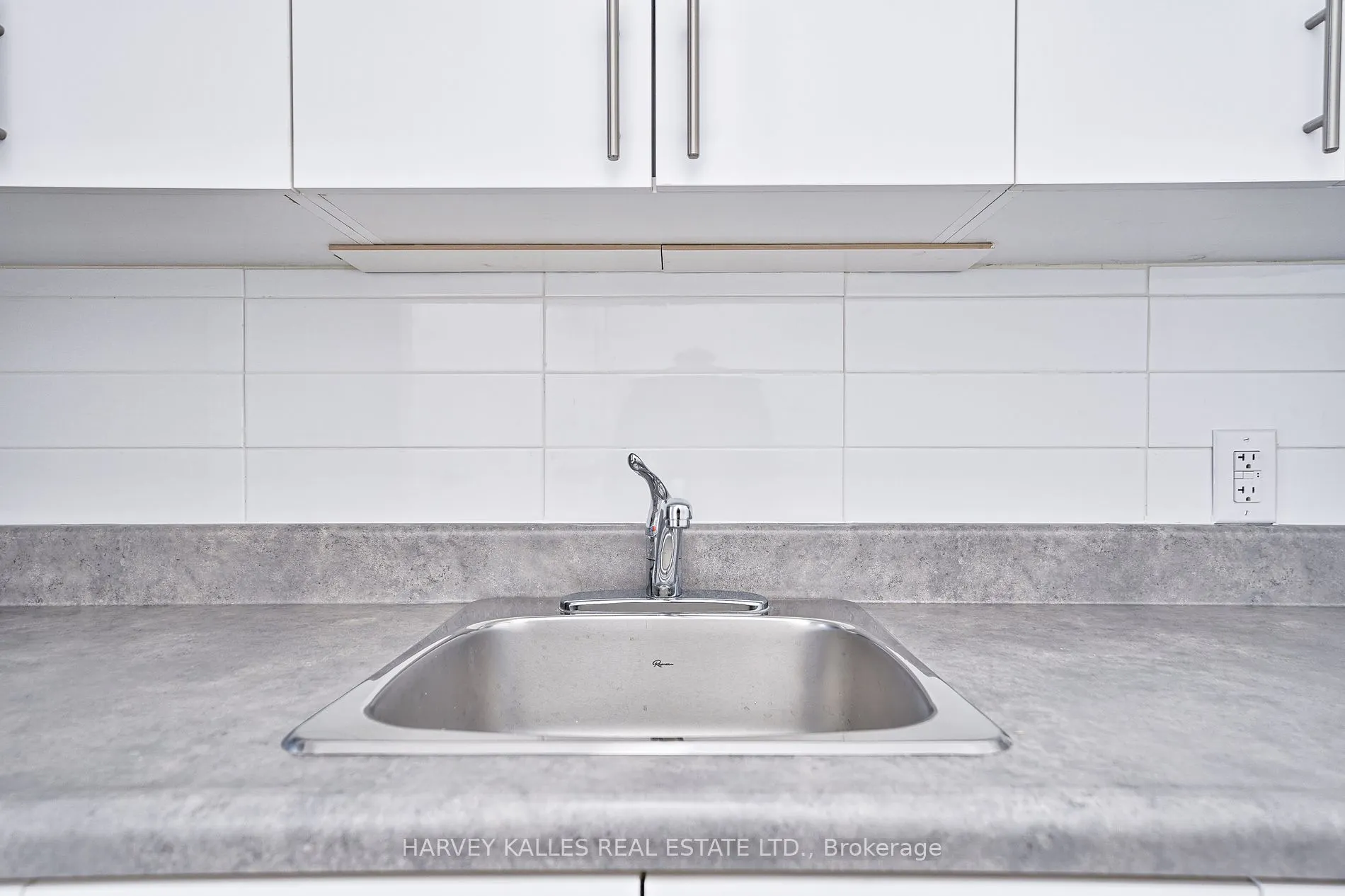 1046 Bathurst St, #Unit 1