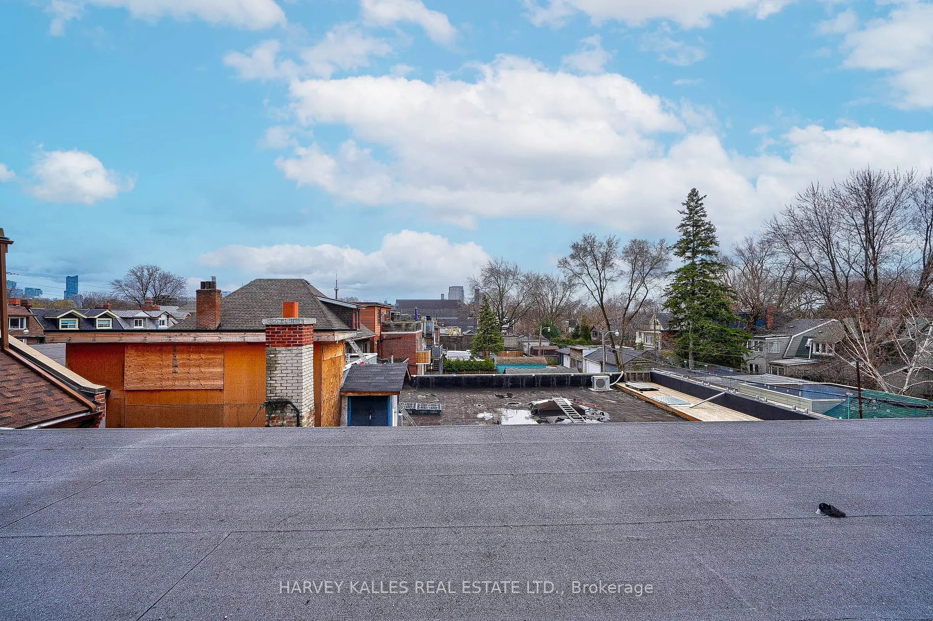 1046 Bathurst St, #Unit 4