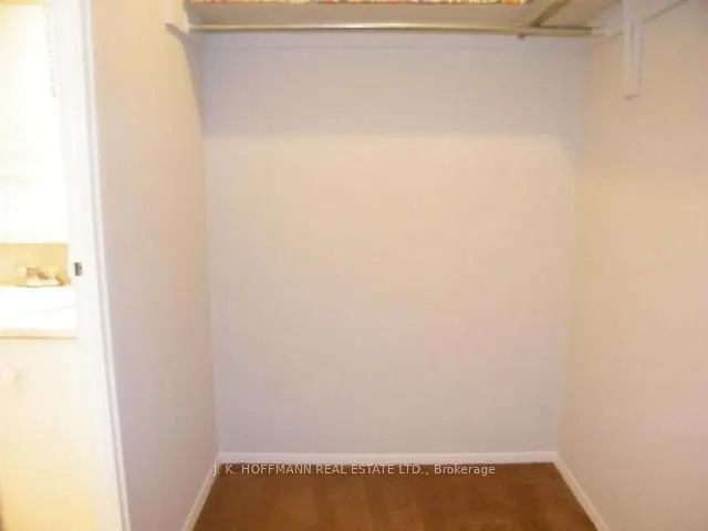 10 Sunrise Ave, #209