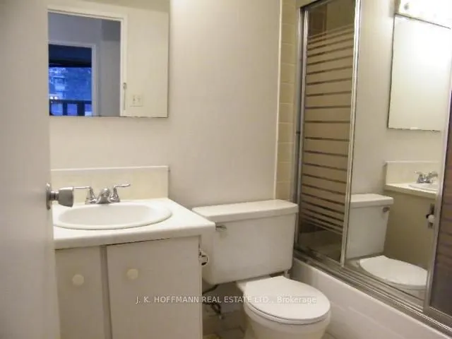 10 Sunrise Ave, #209