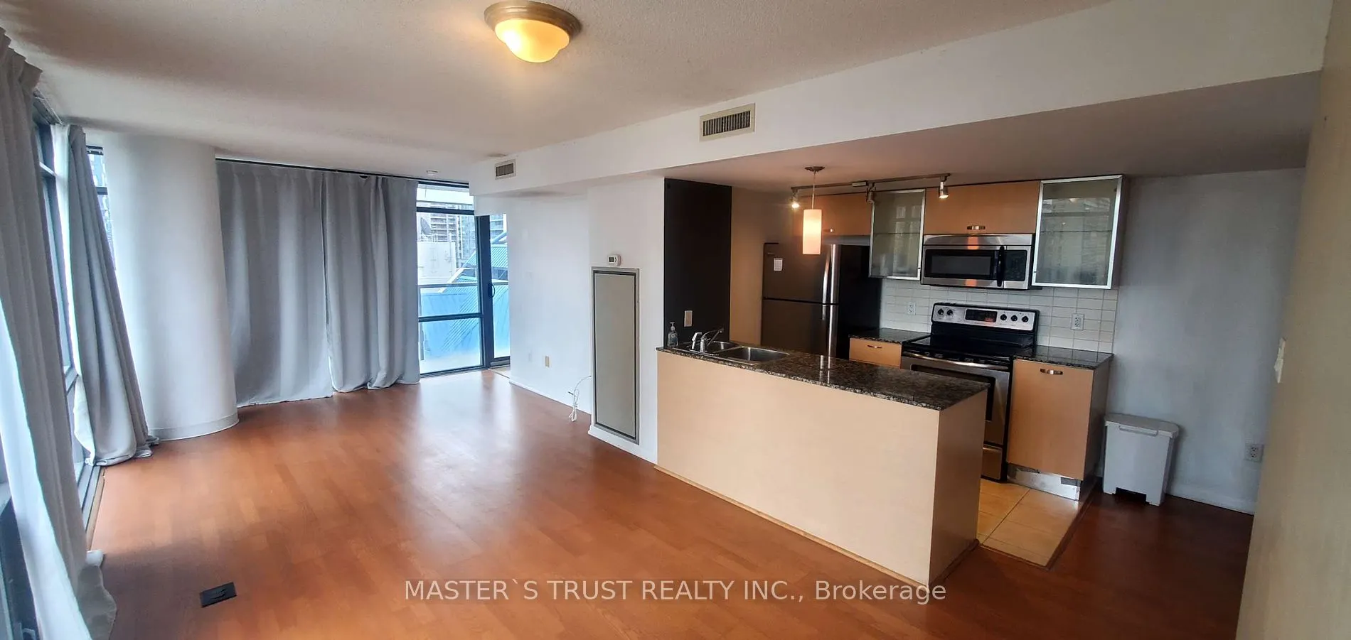 38 Grenville St, #1807