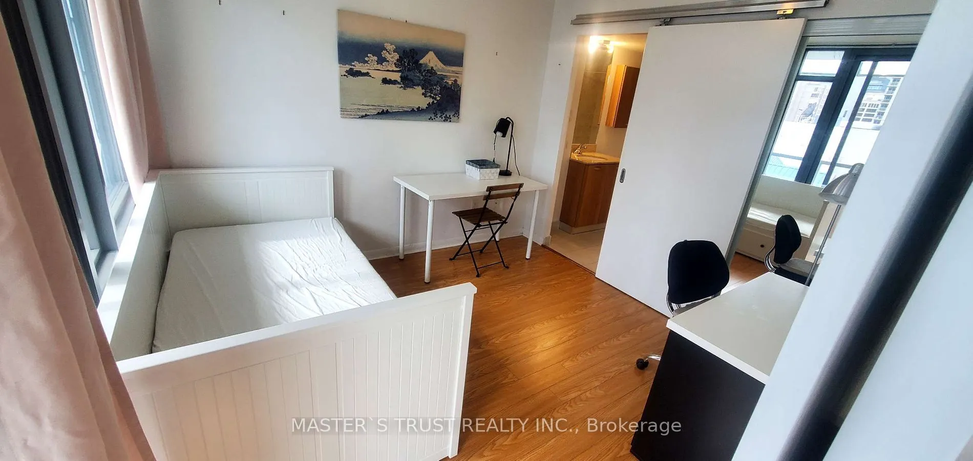 38 Grenville St, #1807