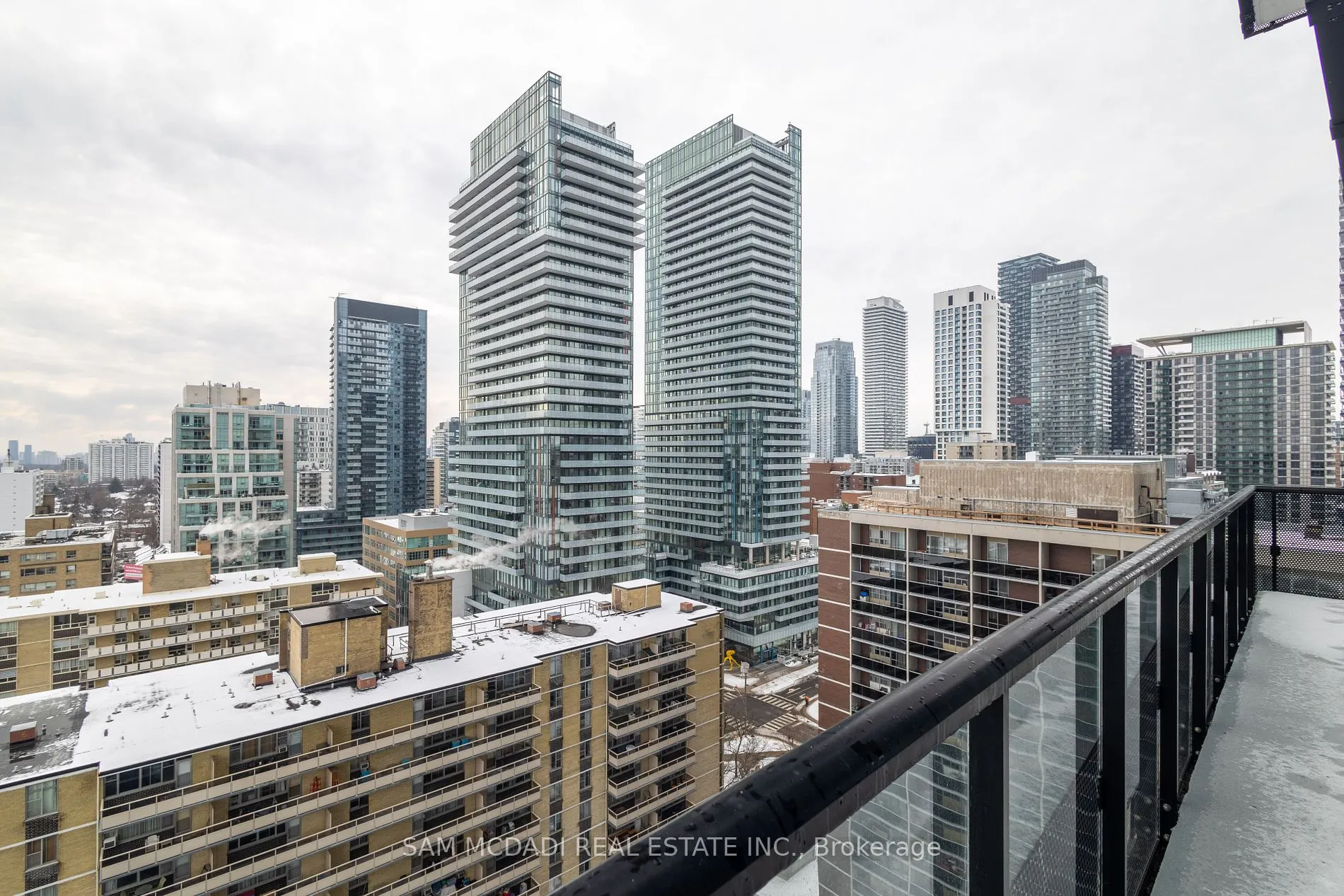 127 Broadway Ave, #1802