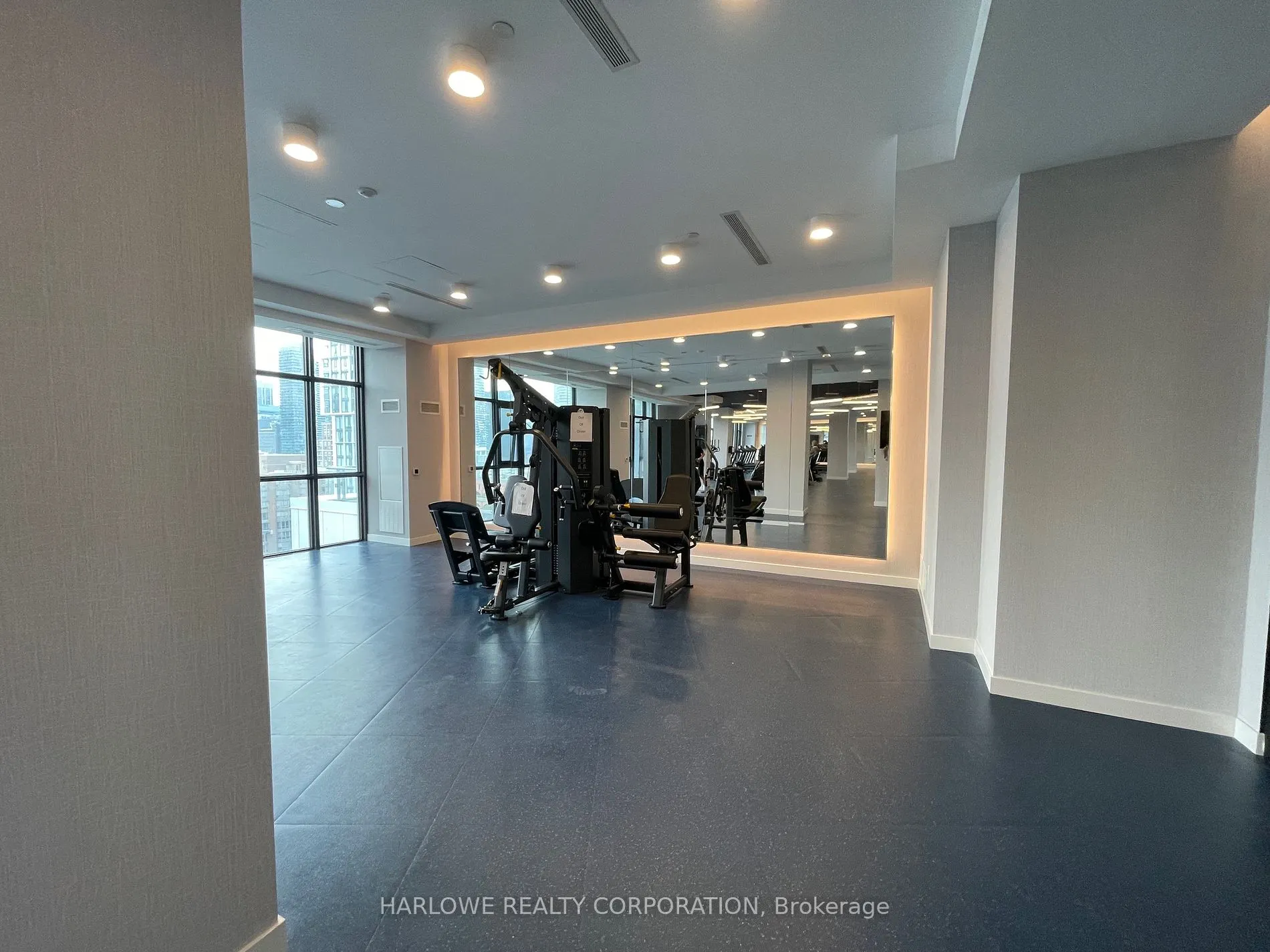 135 Lower Sherbourne St, #968 W