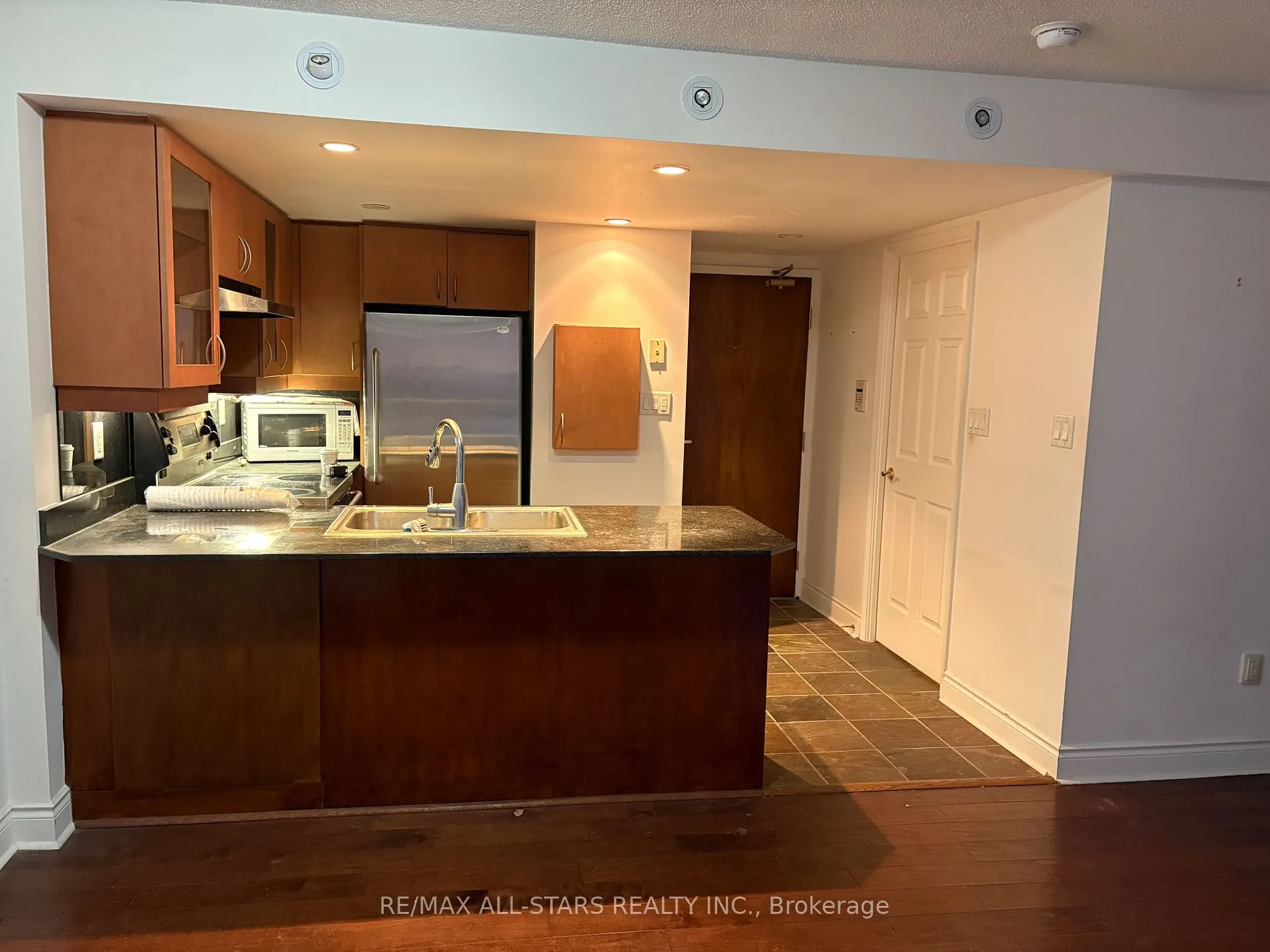 80 Cumberland St, #306