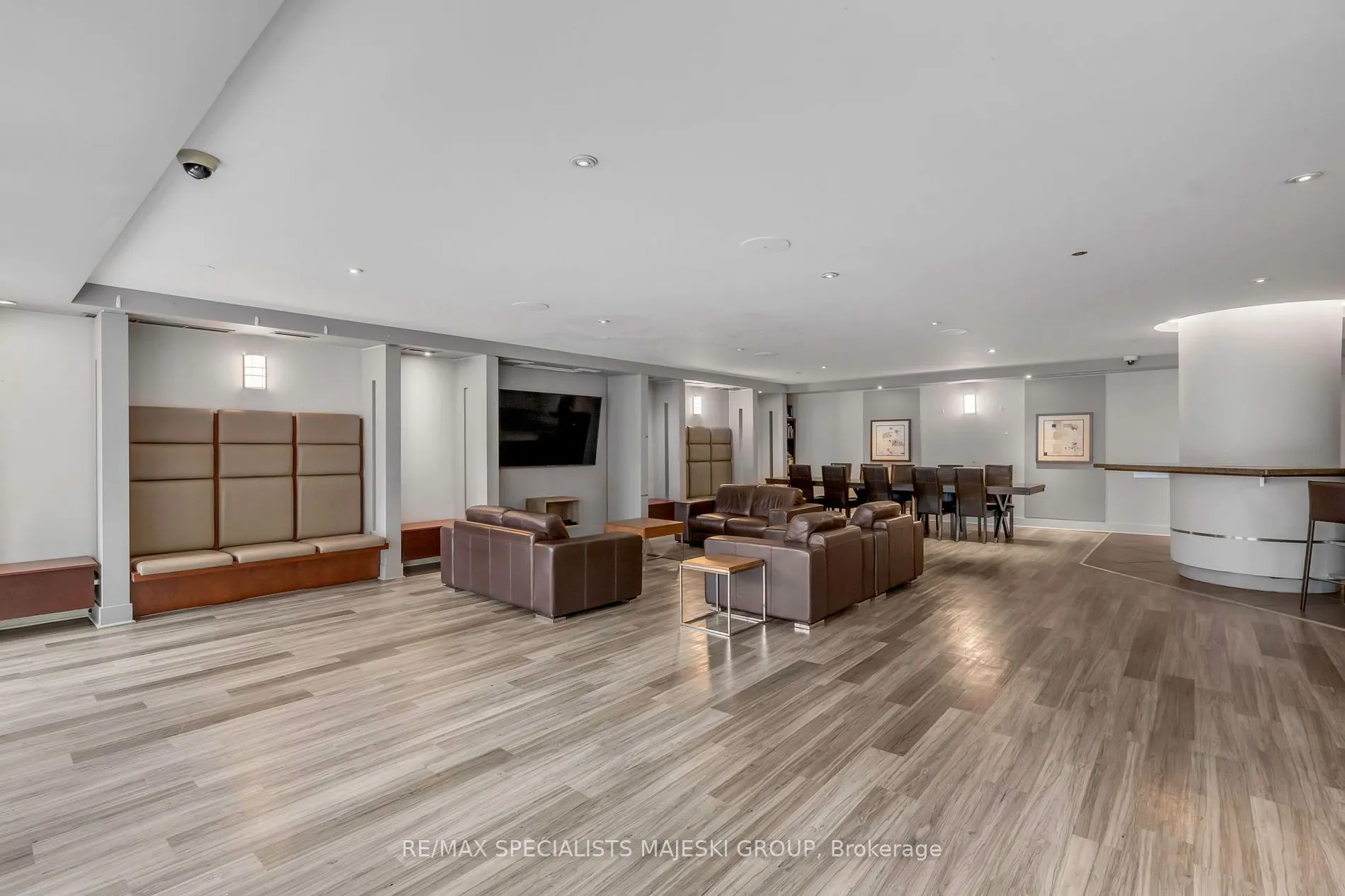 361 Front St W, #328