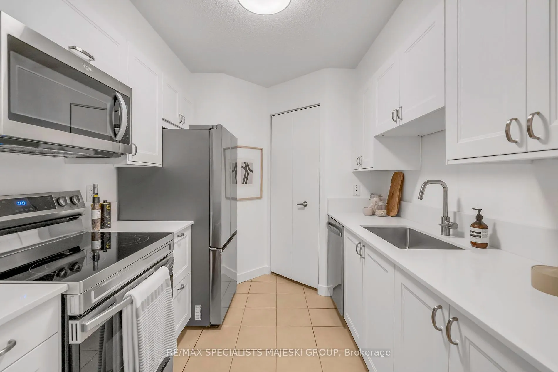 361 Front St W, #328