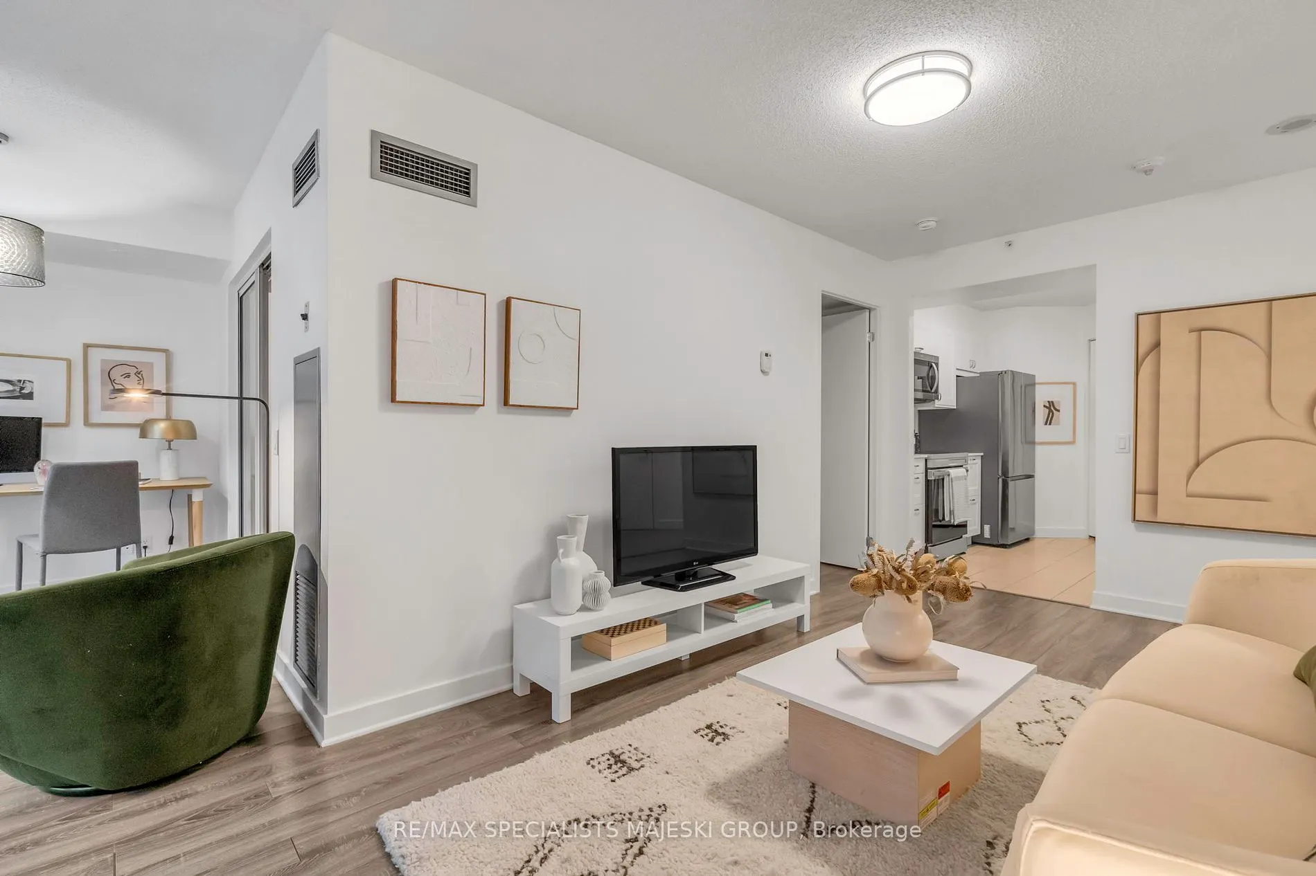 361 Front St W, #328