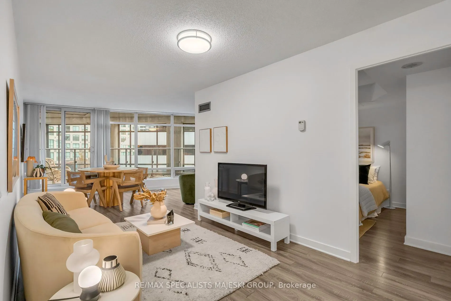 361 Front St W, #328