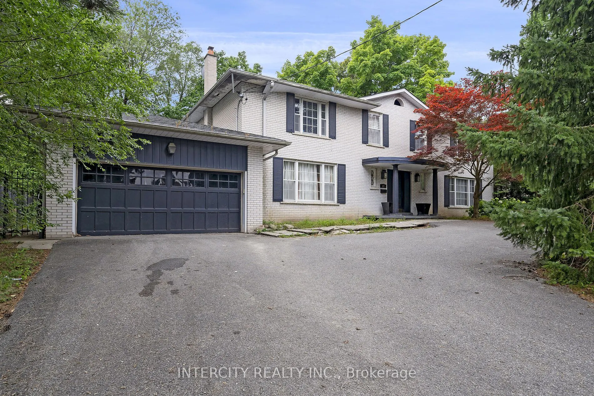 27 Suncrest Dr