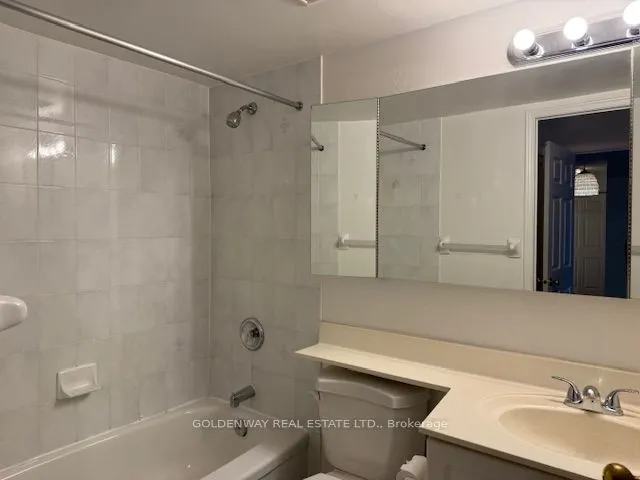 39 Pemberton Ave, #401