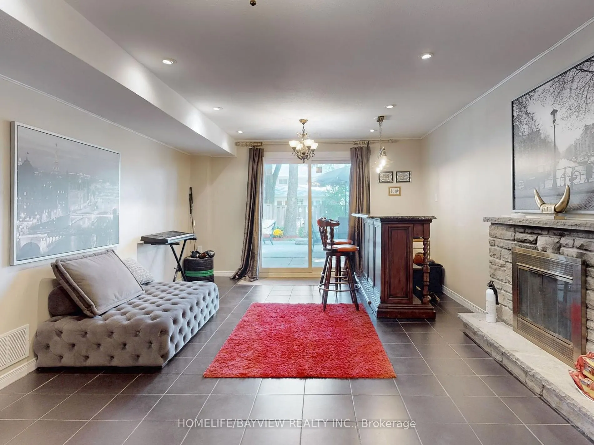 2 Fleming Dr