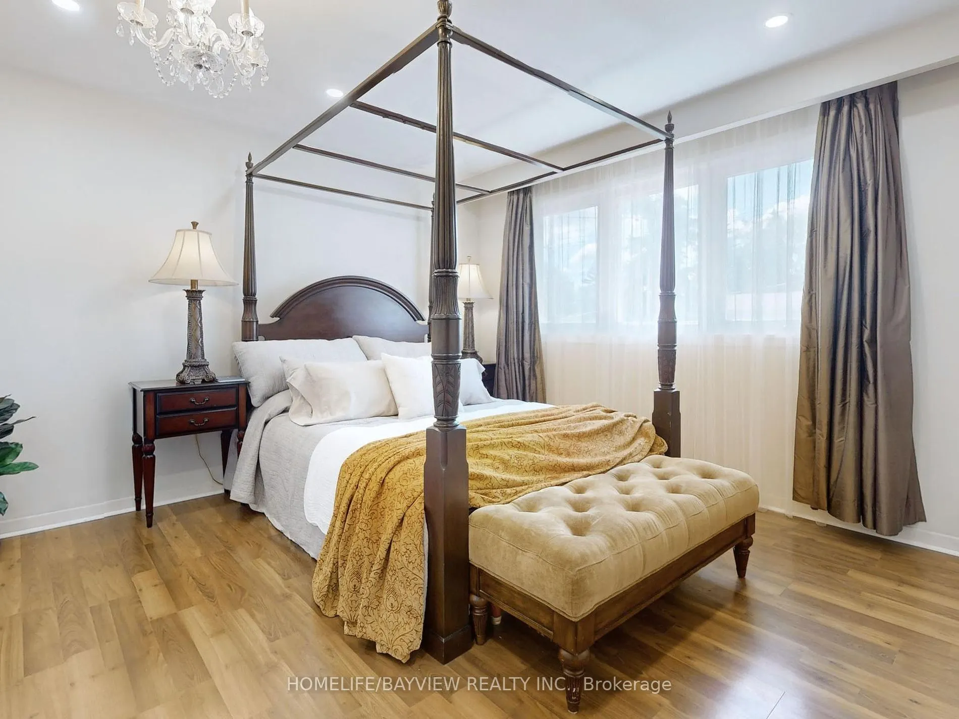 2 Fleming Dr