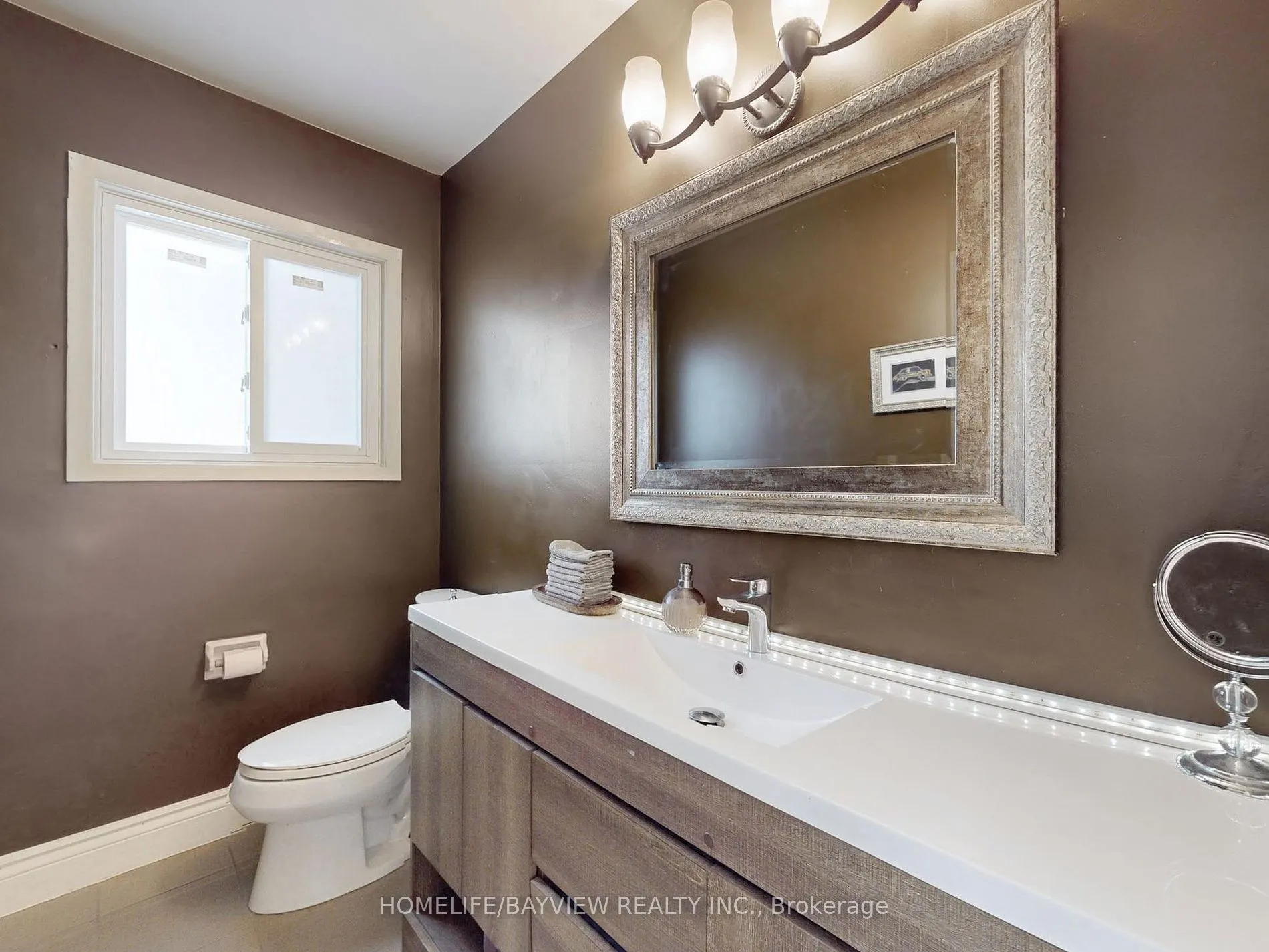 2 Fleming Dr