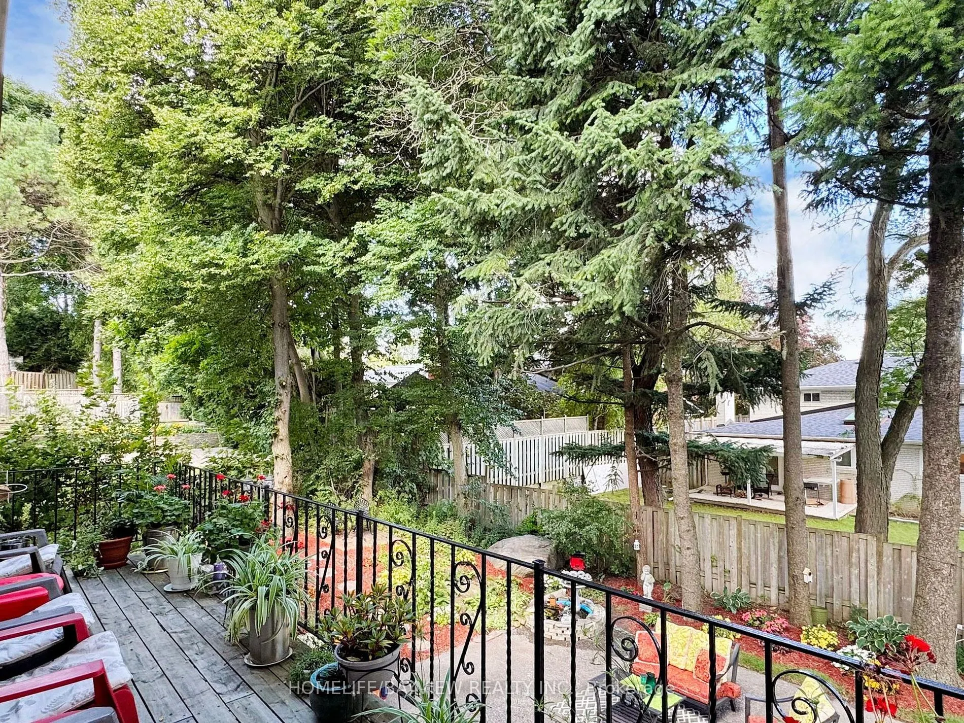 2 Fleming Dr