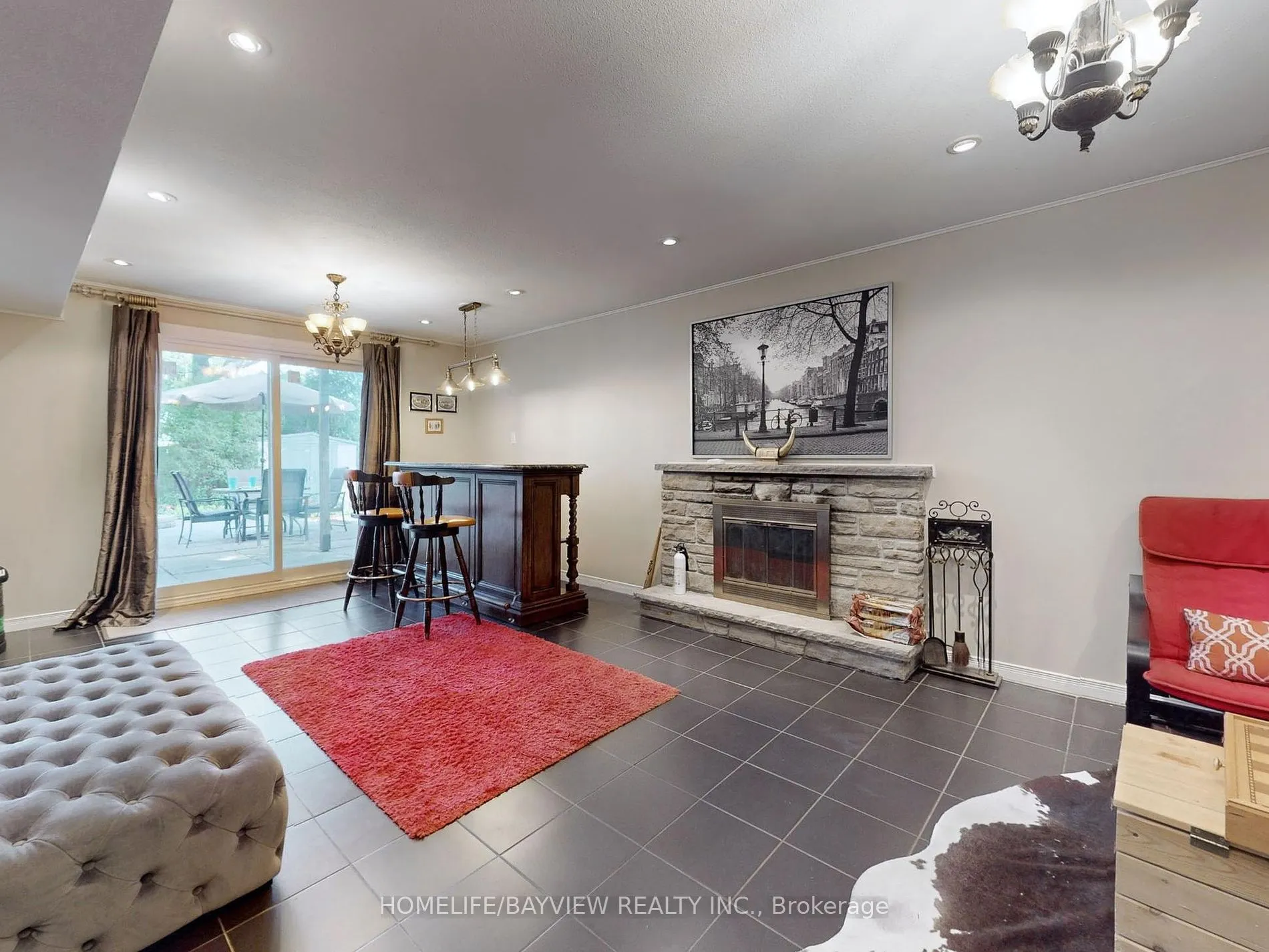 2 Fleming Dr