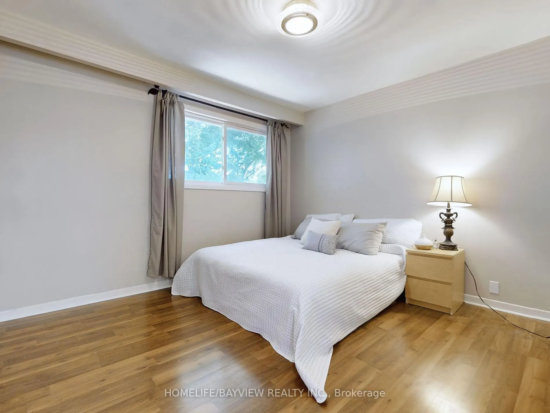 2 Fleming Dr