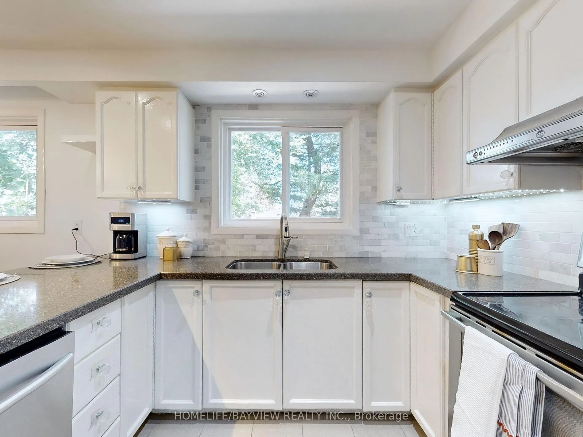2 Fleming Dr