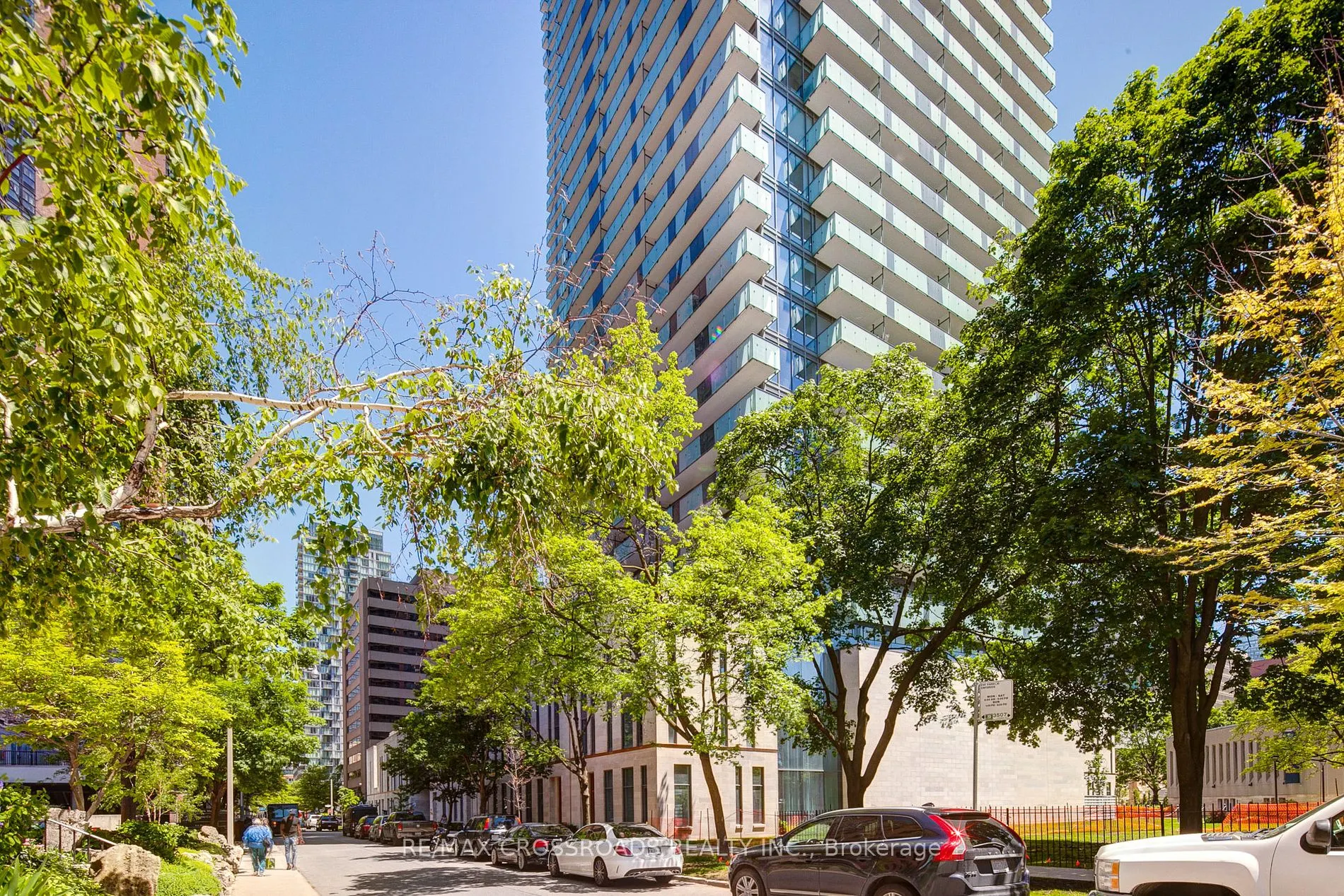 1080 Bay St, #4509