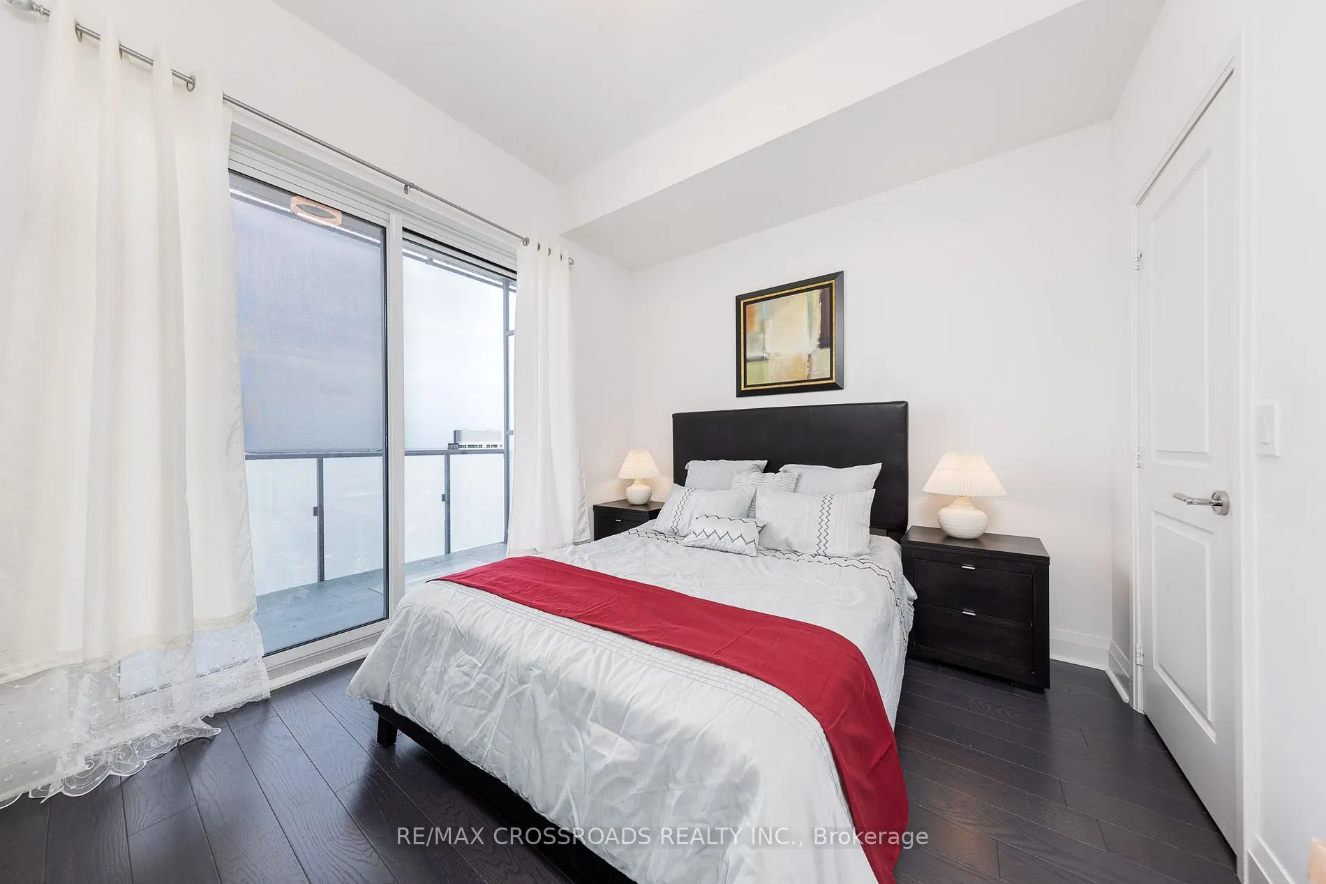 1080 Bay St, #4509