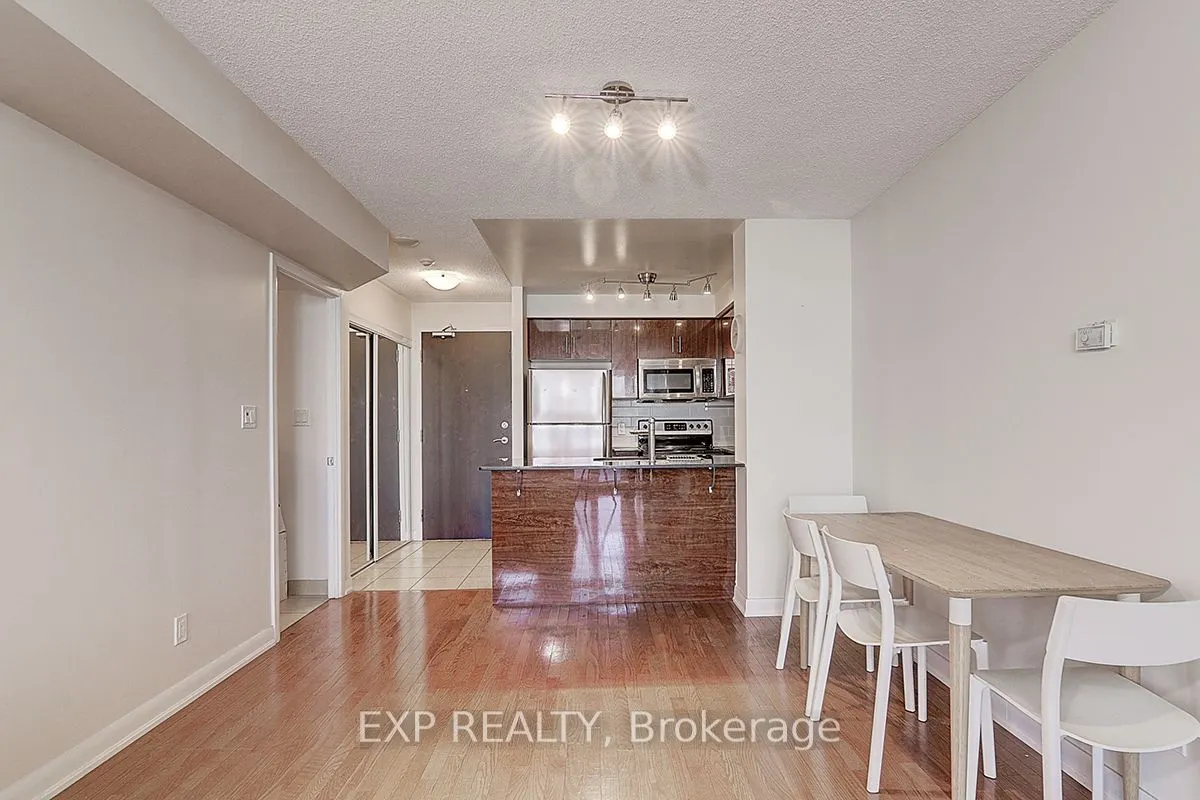 5793 Yonge St, #1602