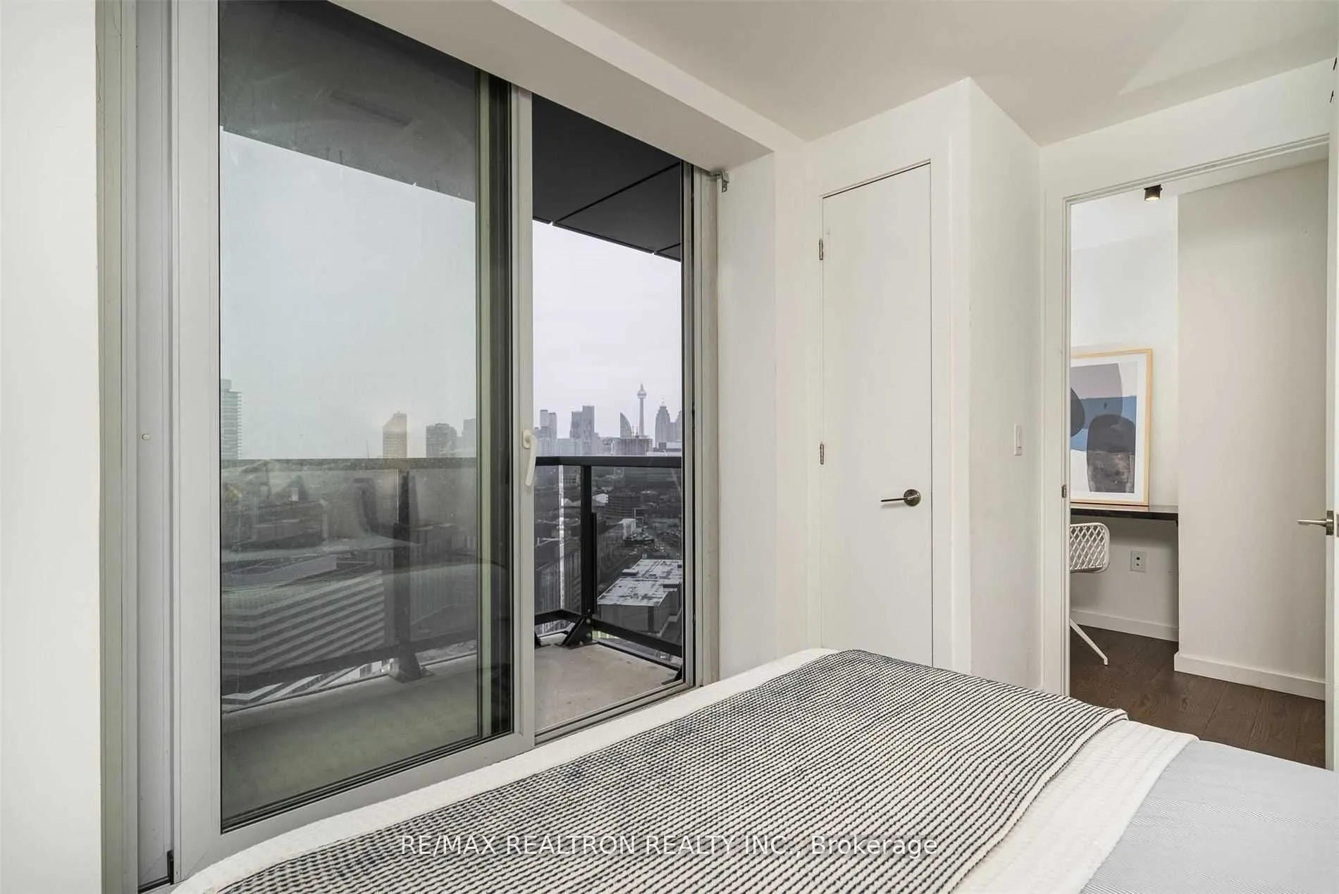 170 Bayview Ave, #2302