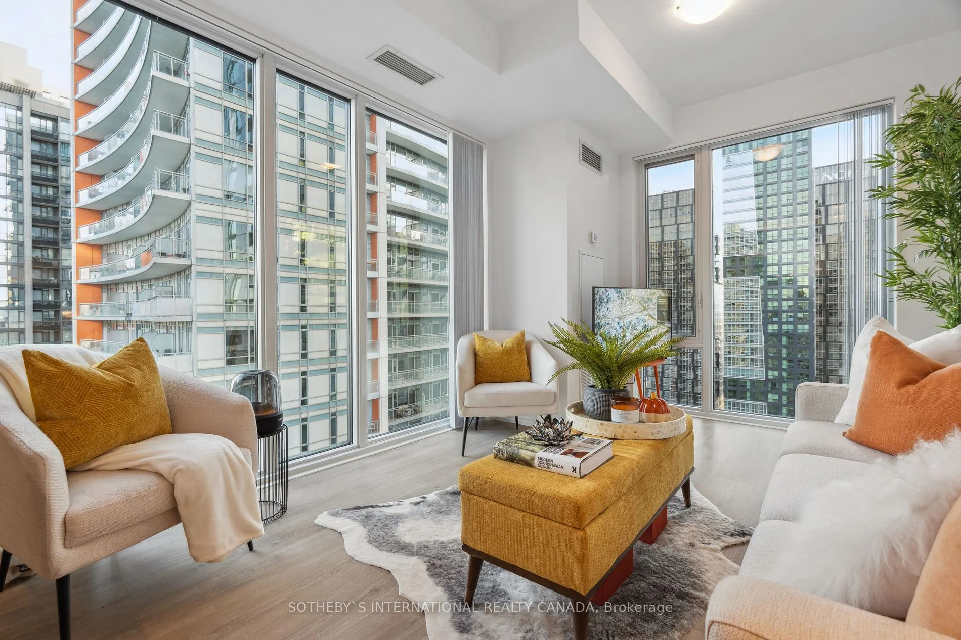 28 Widmer St, #3629