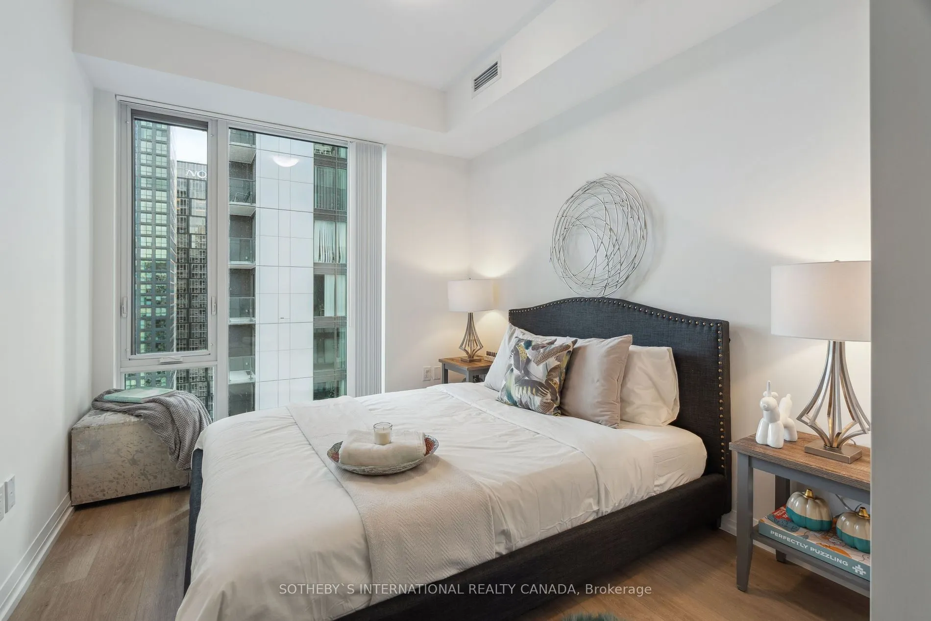 28 Widmer St, #3629