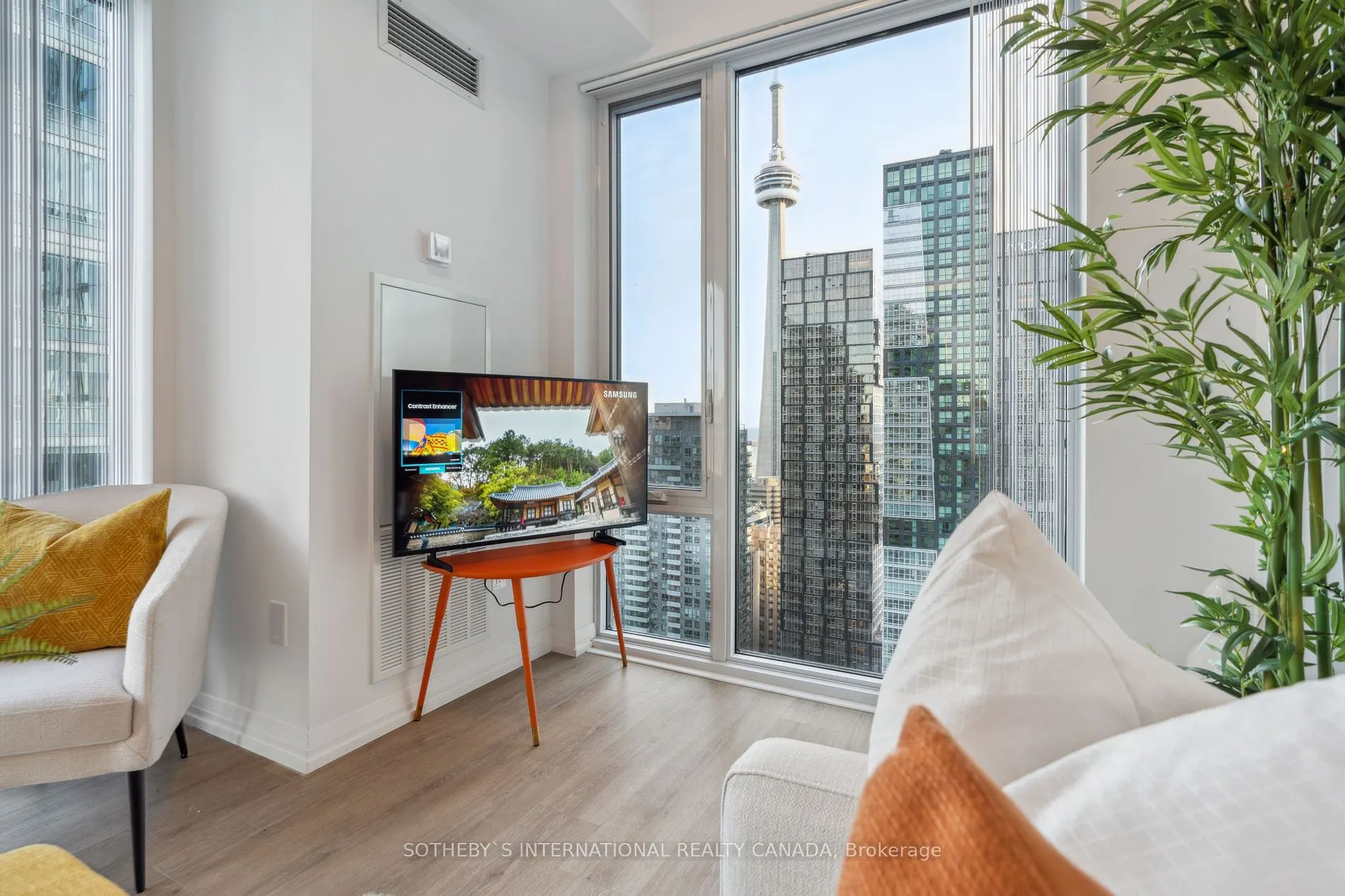 28 Widmer St, #3629