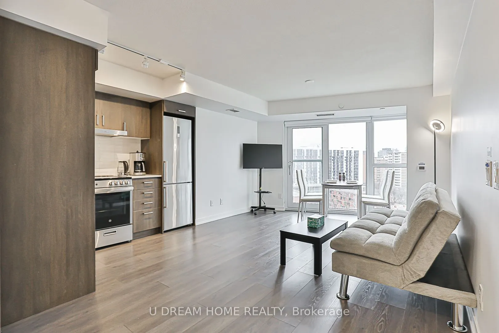 219 Dundas St E, #1201