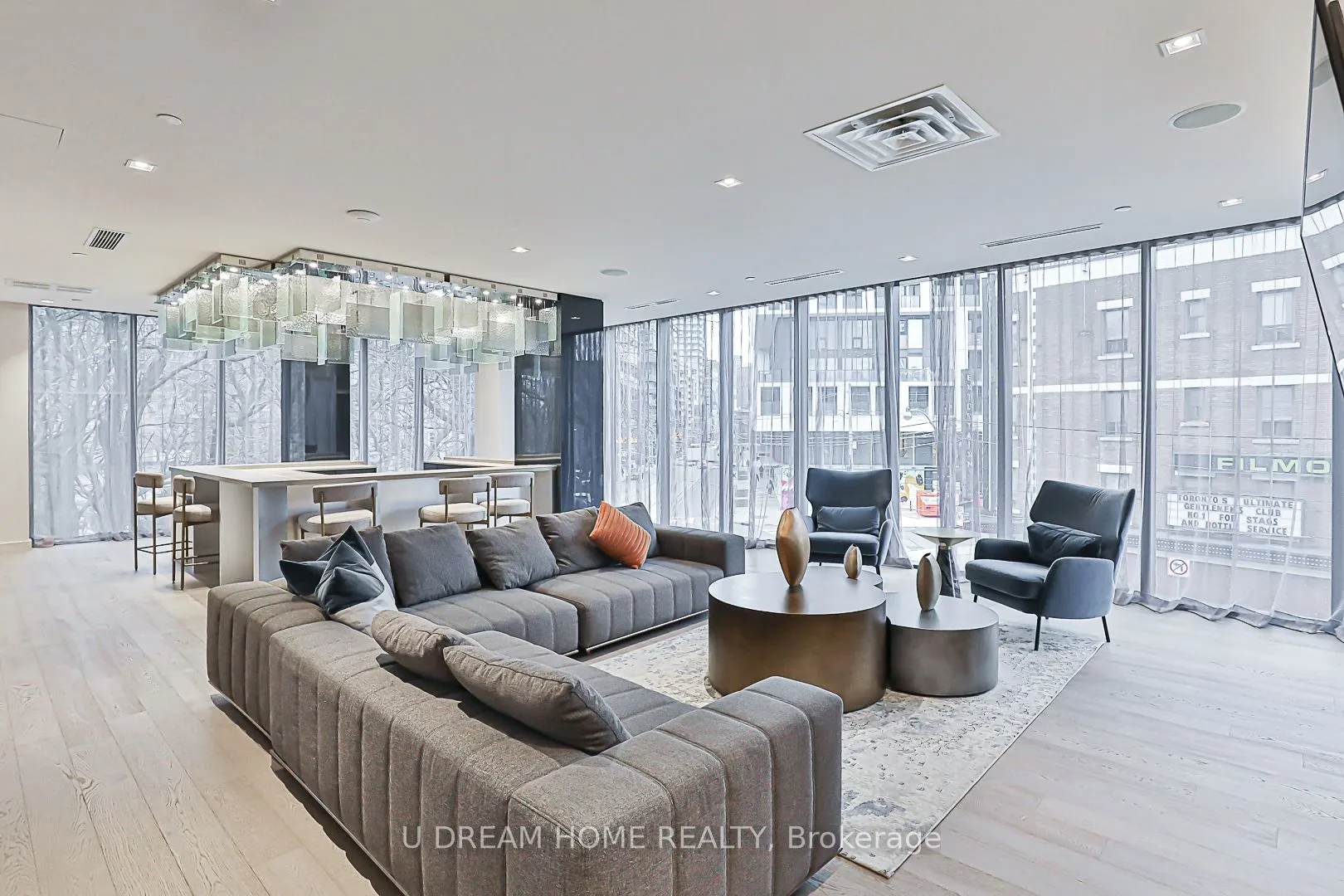 219 Dundas St E, #1201