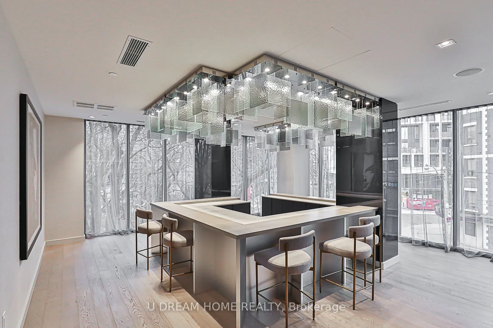 219 Dundas St E, #1201