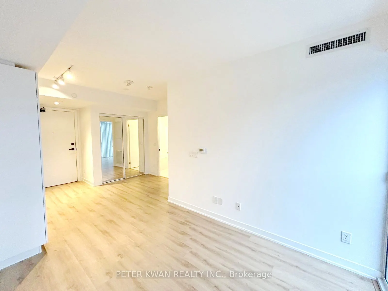 319 Jarvis St, #601