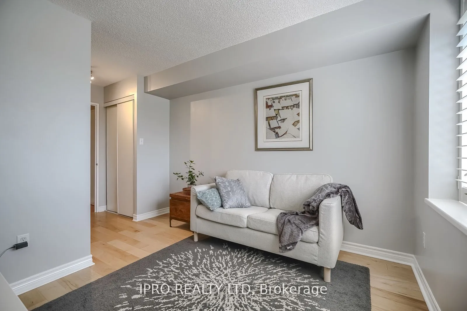 70 Mill St, #410