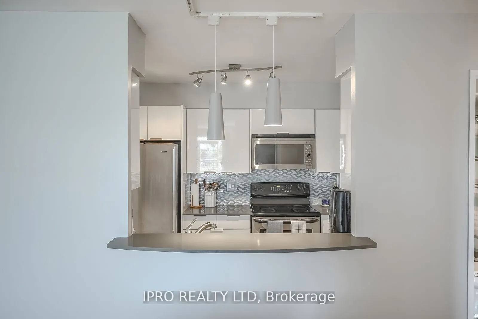 70 Mill St, #410