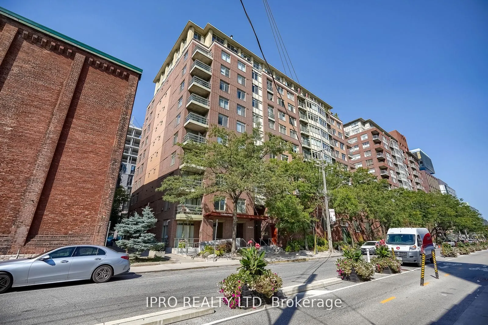 70 Mill St, #410