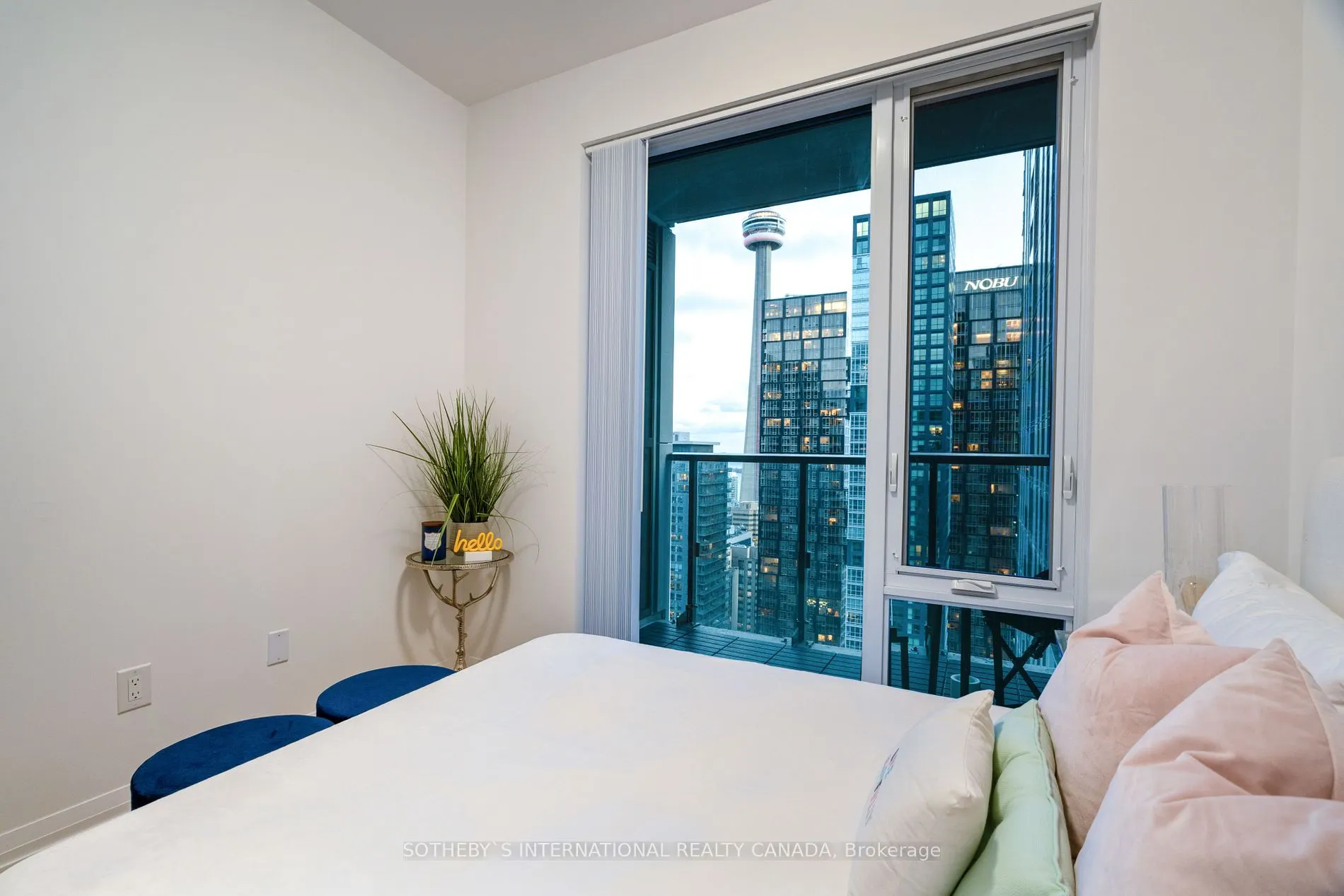 28 Widmer St, #3629