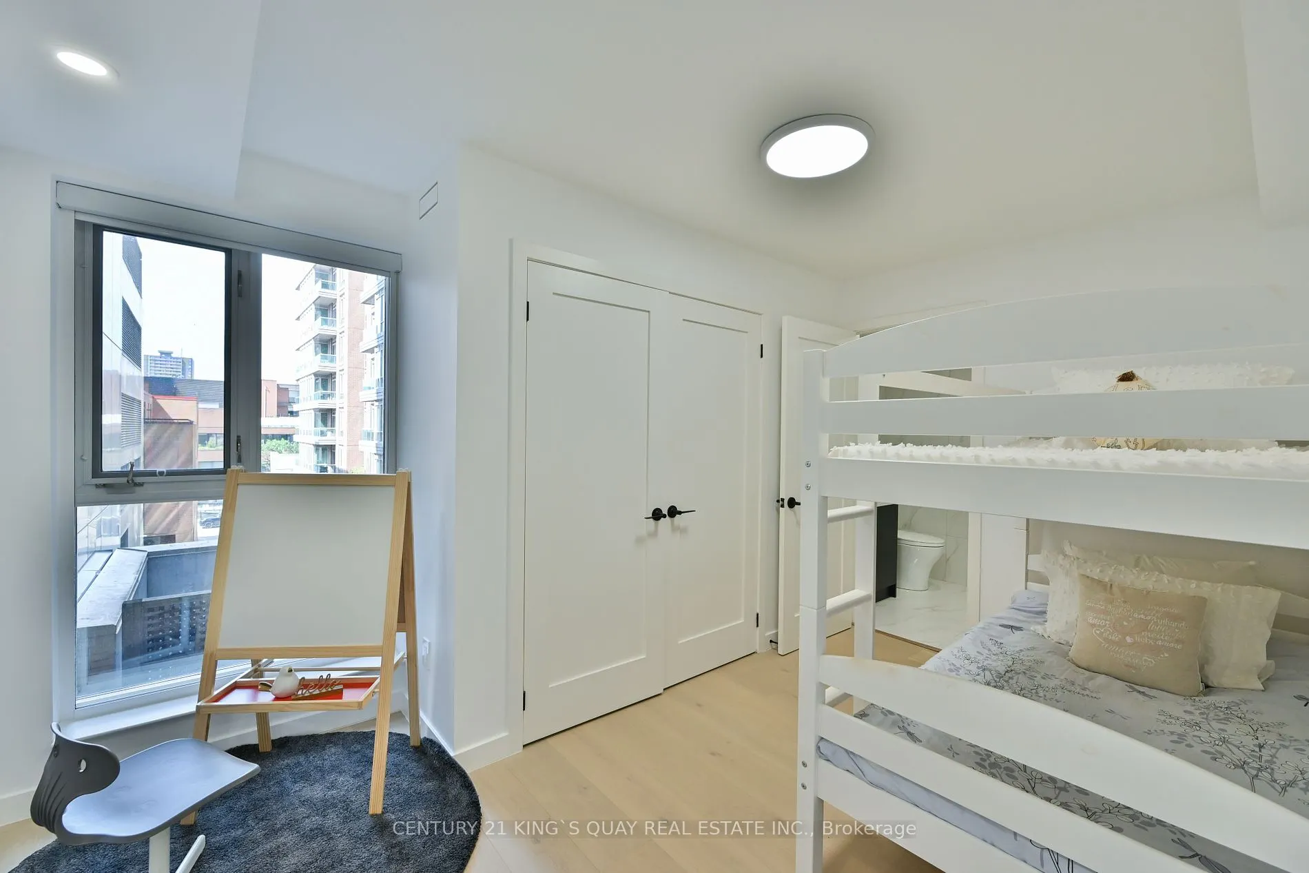 80 Cumberland St, #304