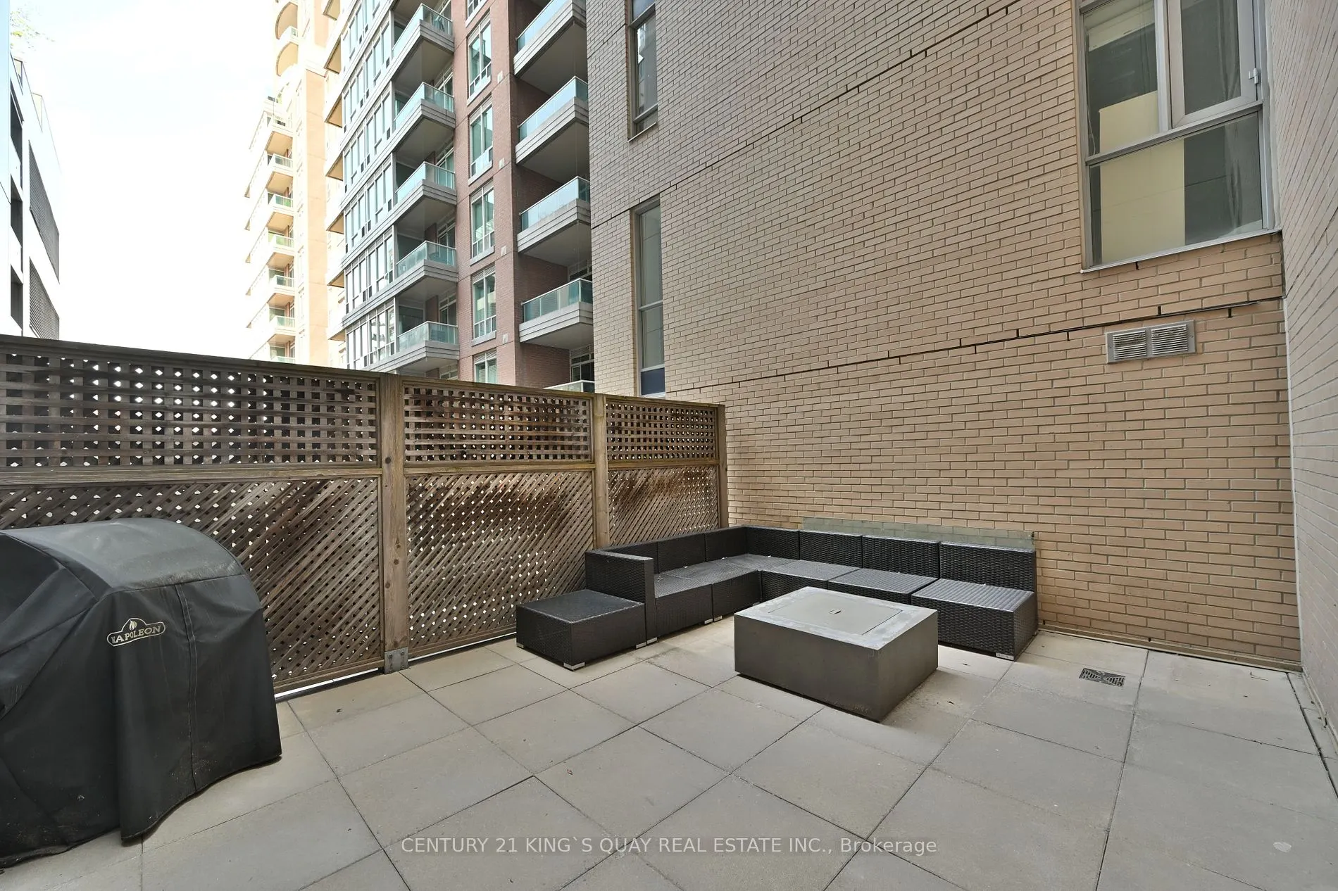 80 Cumberland St, #304