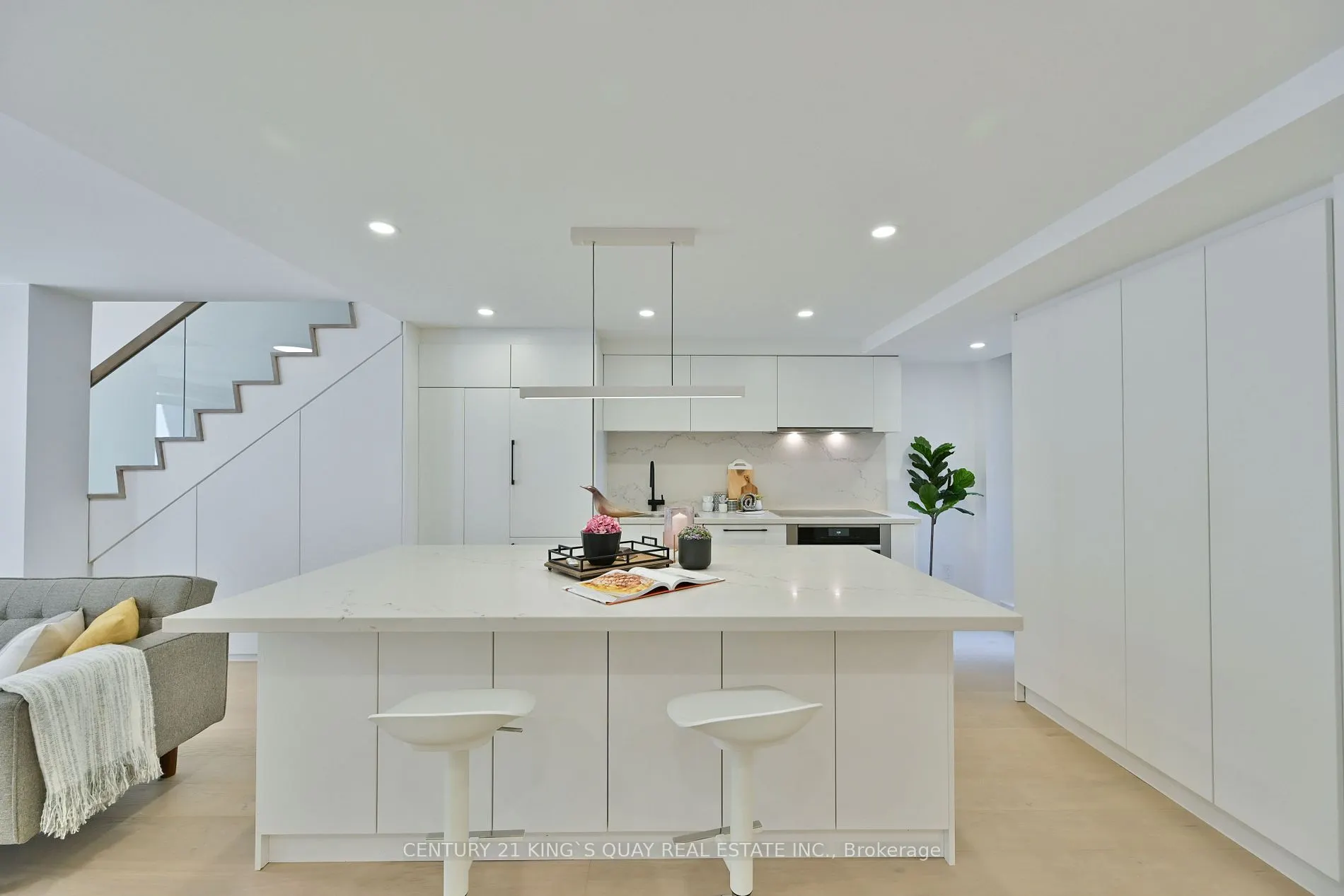 80 Cumberland St, #304