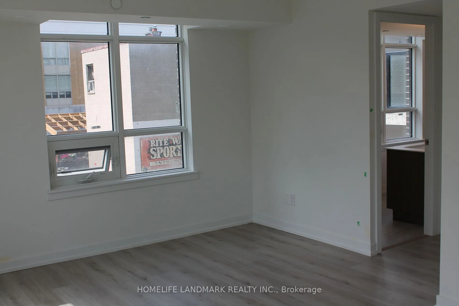 871 Sheppard Ave, #1