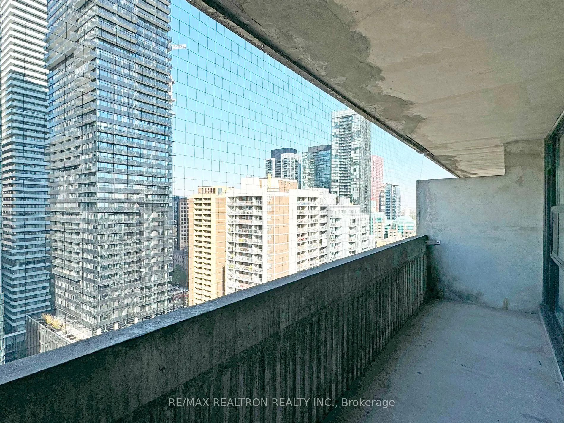 33 Isabella St, #2511