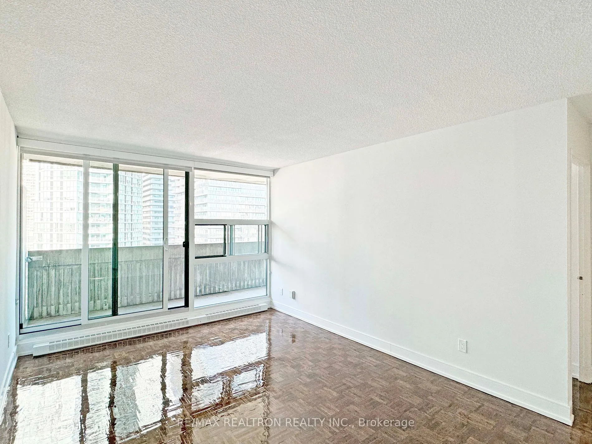 33 Isabella St, #2511