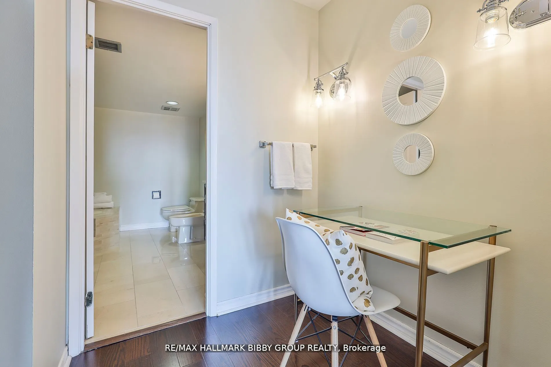 160 Frederick St, #803