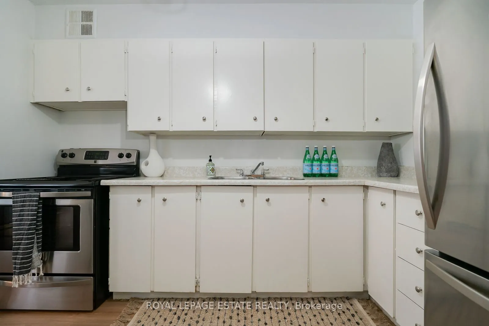 40 Sunrise Ave, #110