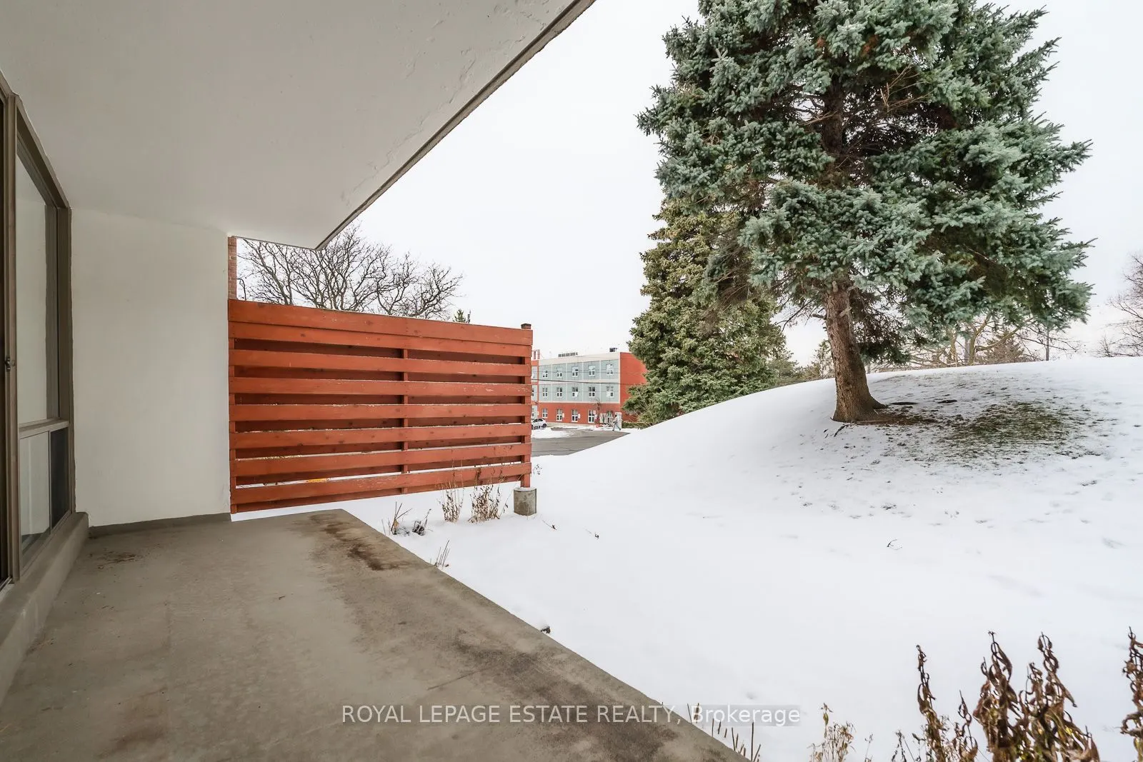 40 Sunrise Ave, #110