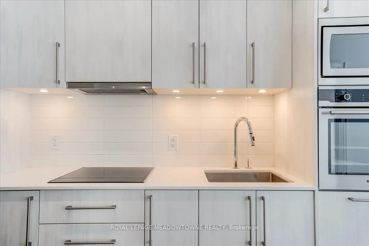 88 Cumberland St, #801