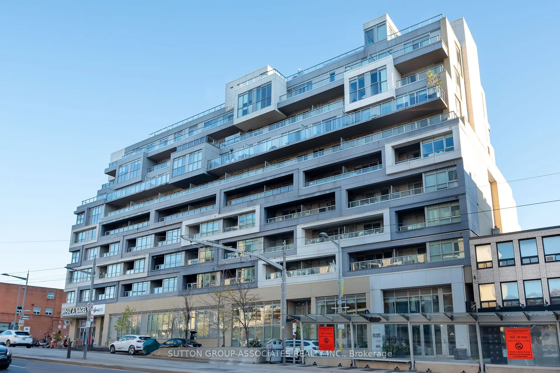 835 St Clair Ave W, #413
