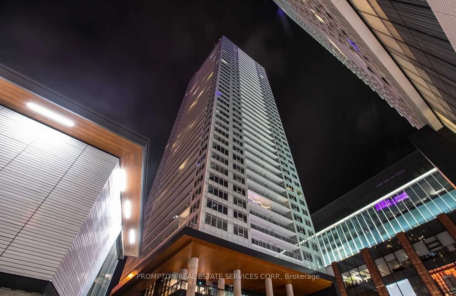 19 Bathurst St, #707
